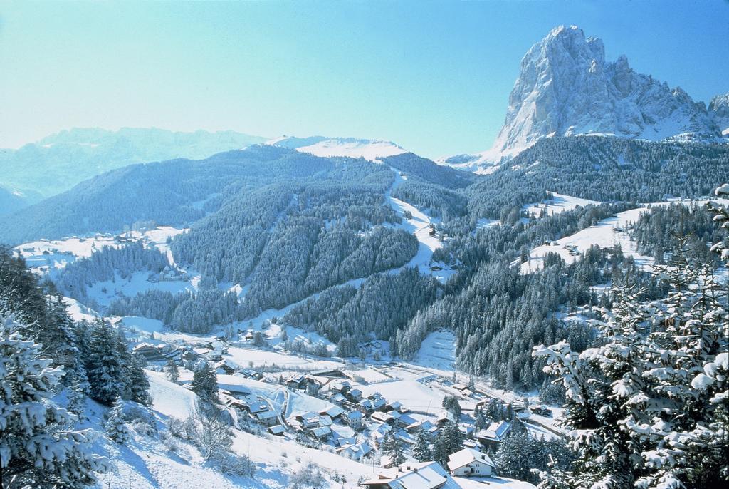 Apartments La Baita Santa Cristina Val Gardena Exteriör bild